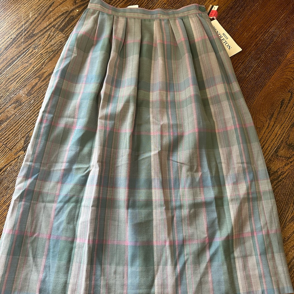 Pendleton A-Line Skirt in Gray and Pink Plaid